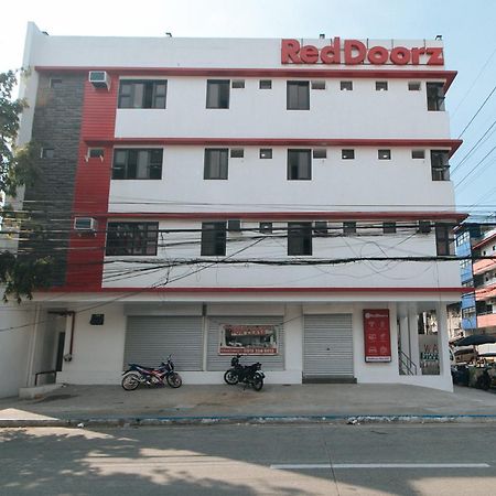 RedDoorz near UST Sampaloc Manila Hotel Exterior foto