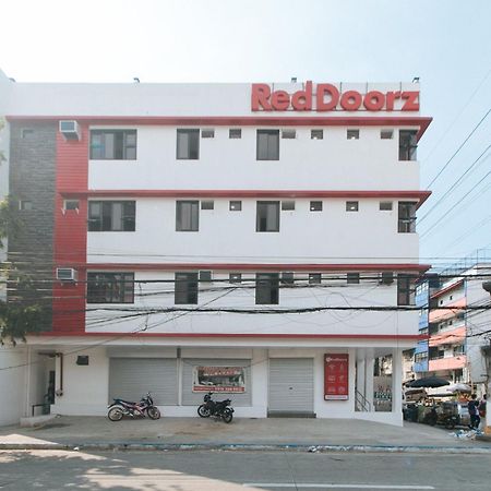 RedDoorz near UST Sampaloc Manila Hotel Exterior foto