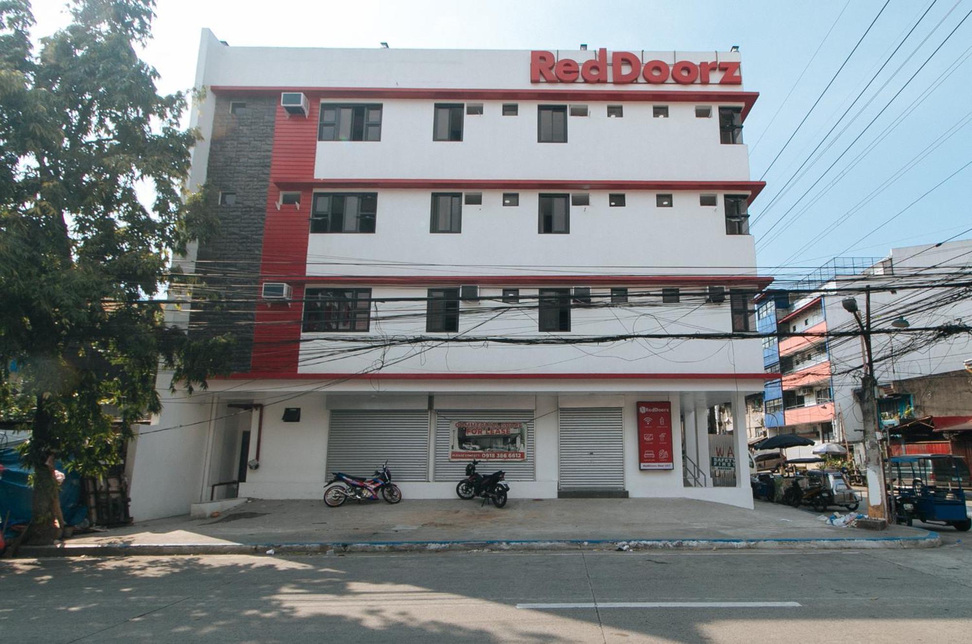 RedDoorz near UST Sampaloc Manila Hotel Exterior foto